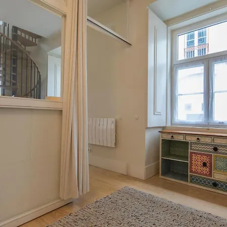 Lejlighed Lovelystay - Cozy Duplex In Alfama Lisboa