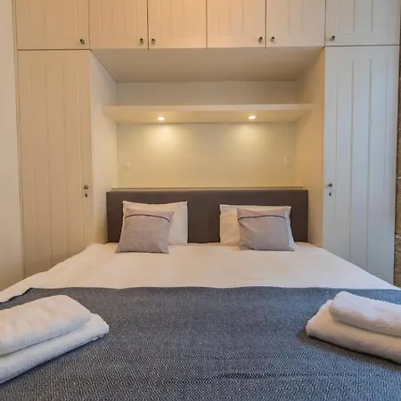 아파트 Lovelystay - Cozy Duplex In Alfama 리스본