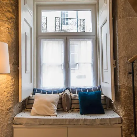 Lovelystay - Cozy Duplex In Alfama Lejlighed