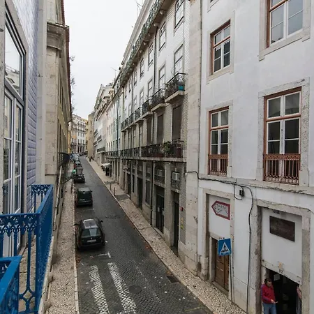 Lejlighed Lovelystay - Cozy Duplex In Alfama
