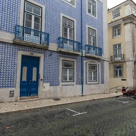 Lejlighed Lovelystay - Cozy Duplex In Alfama Lisboa