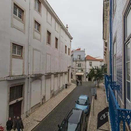 Lovelystay - Cozy Duplex In Alfama Apartamento *